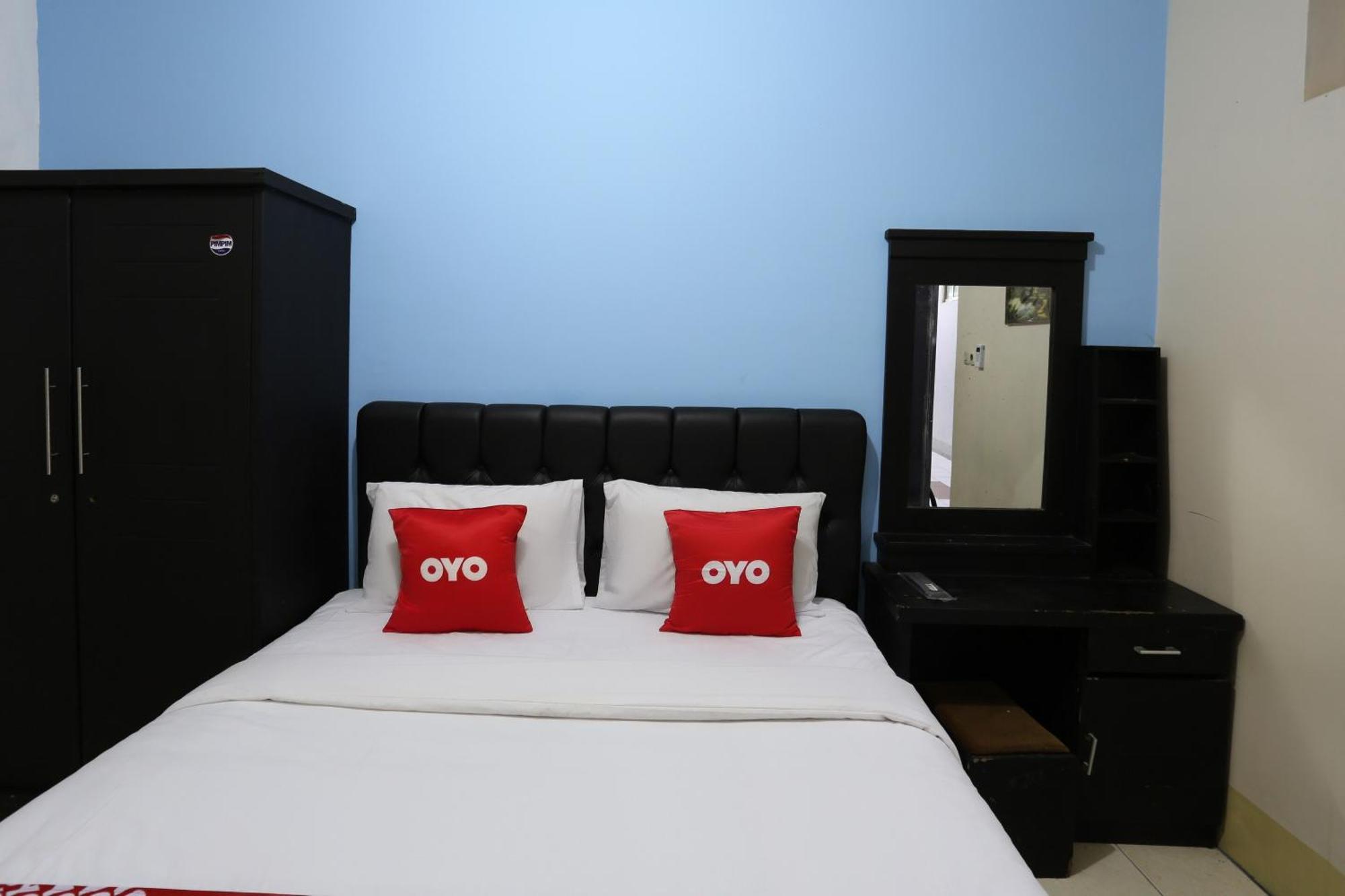Oyo 3865 Wisma Niaga Джакарта Экстерьер фото